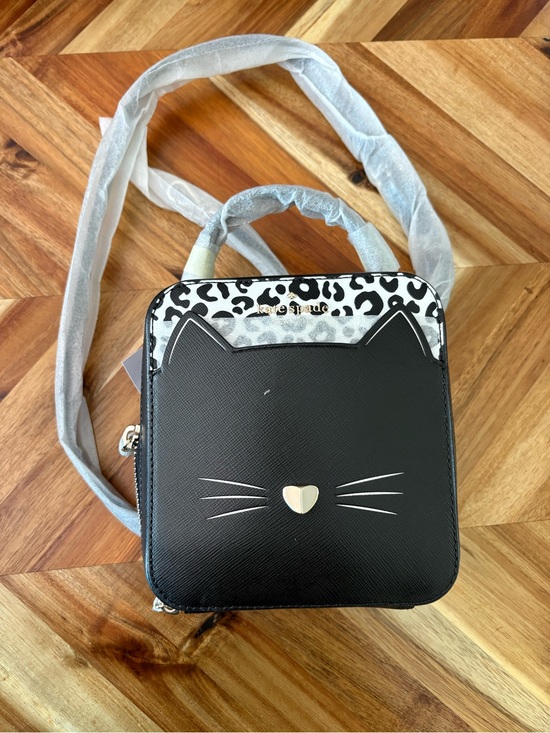 kate spade Handbags - Kate Spade Black Leather Daisy Vanity Meow Cat Crossbody Bag